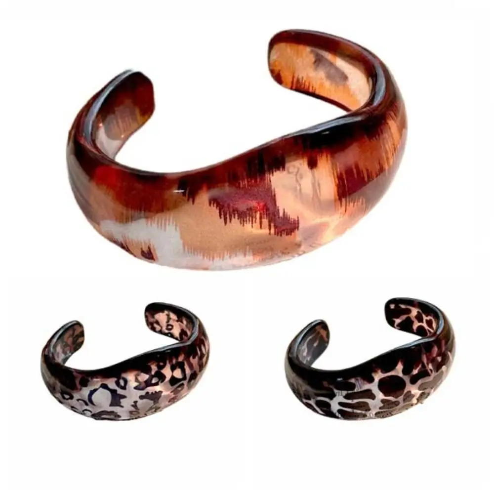 Unique Irregular Leopard Openning Bracelets Exaggerate Smudge Chunky Bracelets Translucency Women Jewelry Resin Bangles Women