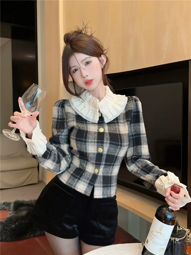 Retro Plaid Shirt with Doll Collar Sweet Long Sleeved French Style Niche Short Versatile Jacket Women\'s Top