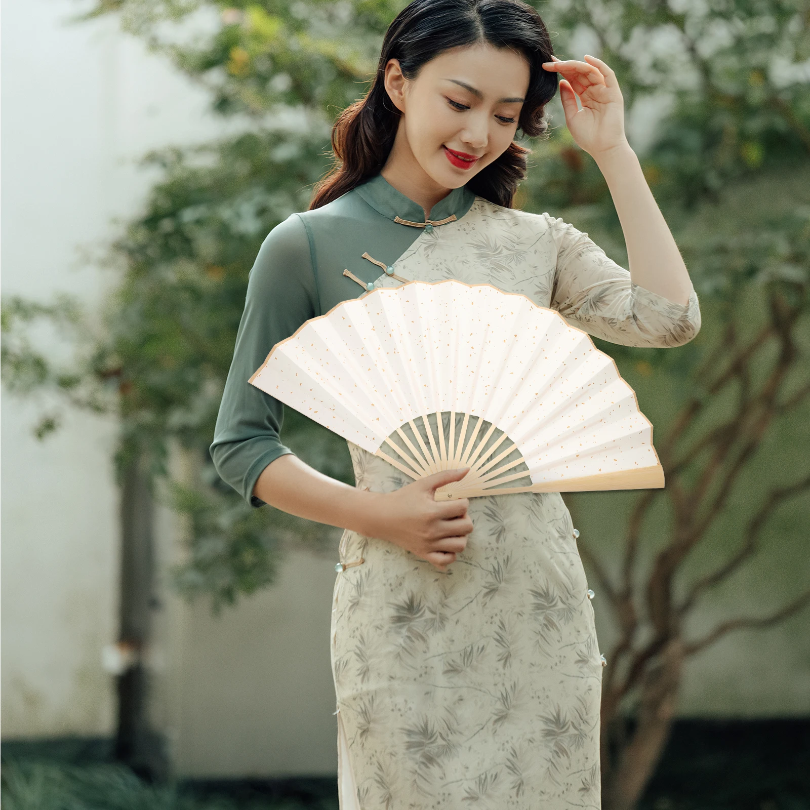 

Creative DIY Blank Folding Fans for Lightweight Portable Handheld Fans for Drawing and Painting Graffiti Fan