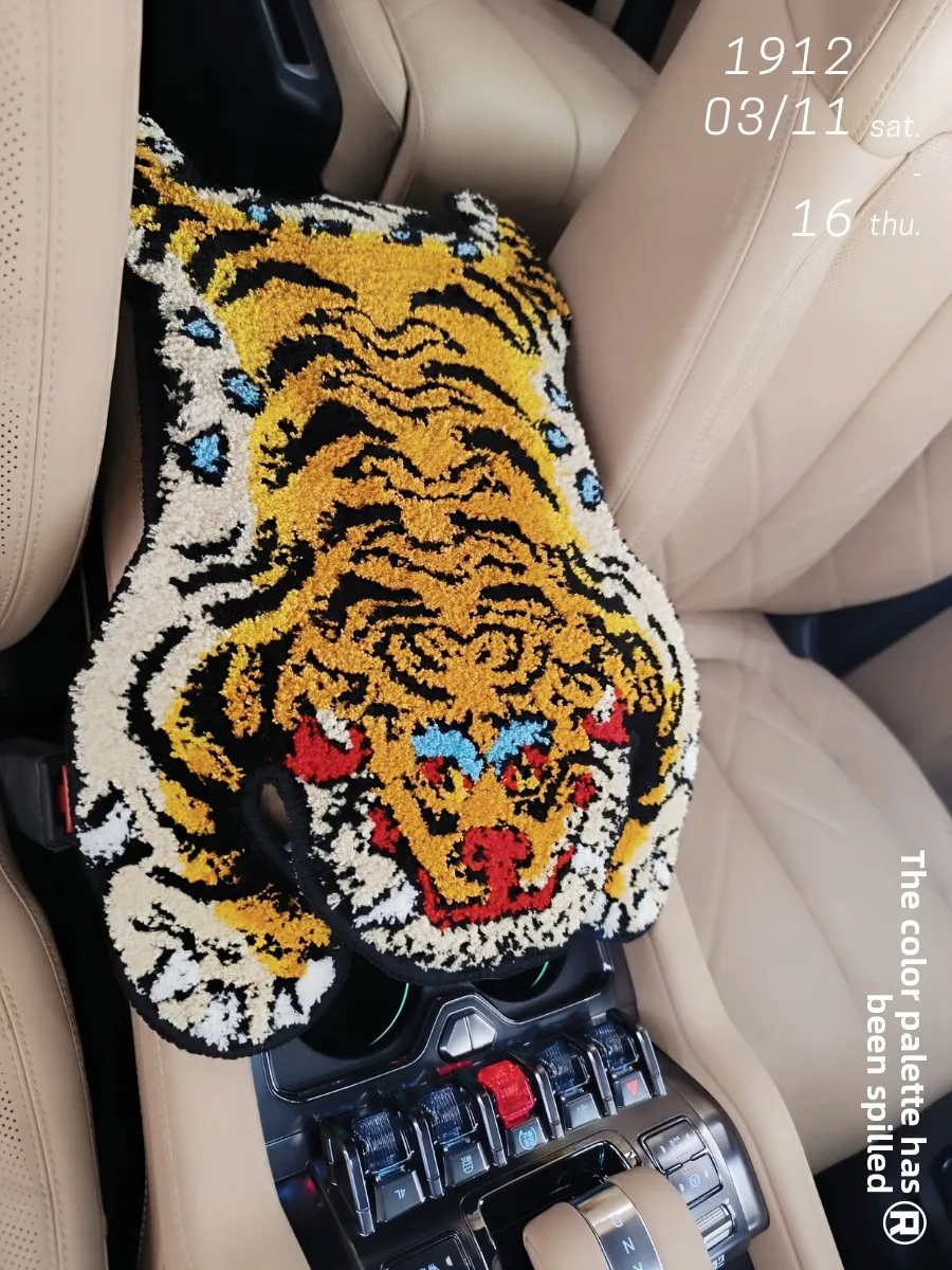 

New Tibet Town Tiger Carpet Tiger Living Room Bedroom Bede Carpet Car Armrest Decorative Ethnic Sle Waable