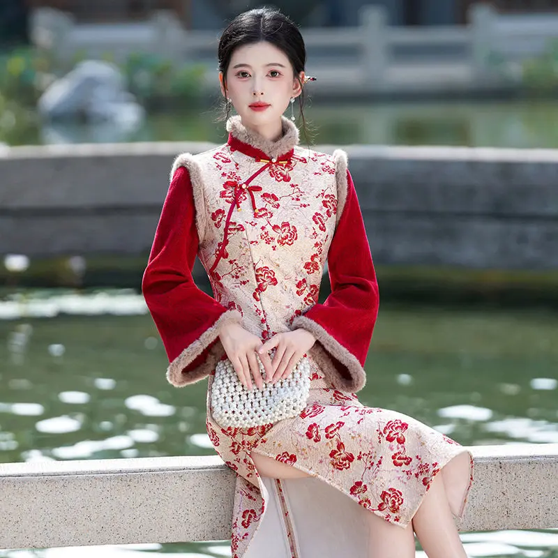

Sexy Pulsh Mandarin Collar Cheongsam Long Sleeve Qipao Oriental New Year Dresses Party Gown