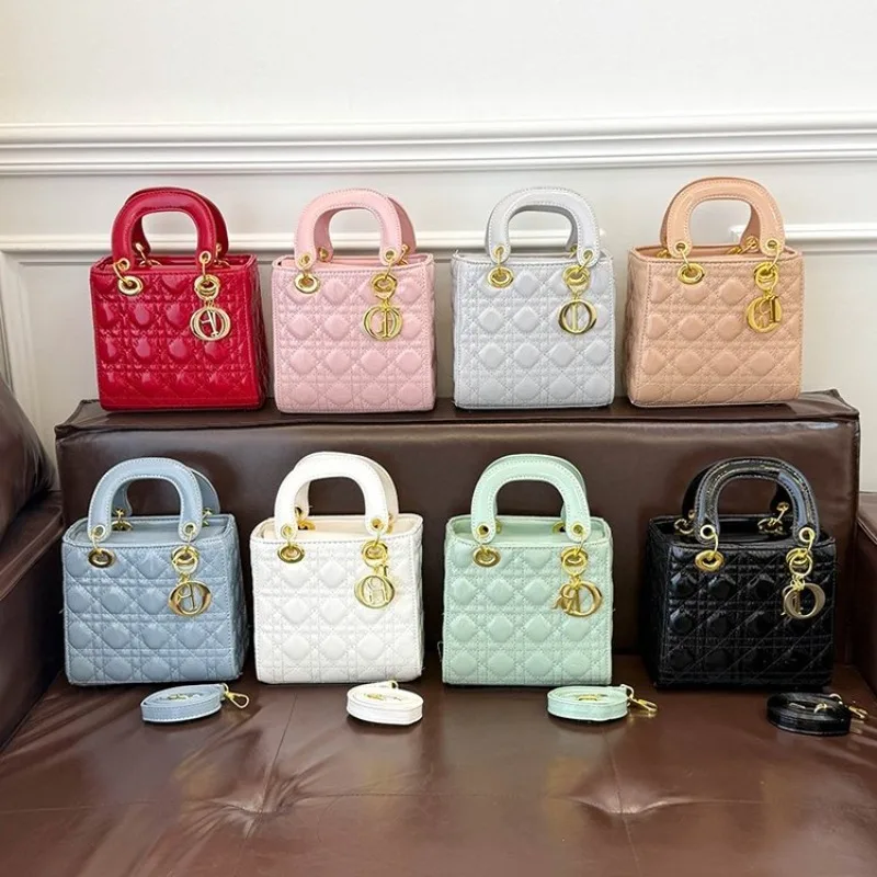 

Женская сумка через плечо премиум-класса в современном дизайне для работы, предметов первой необходимости и личных предметов, гладкая переноска