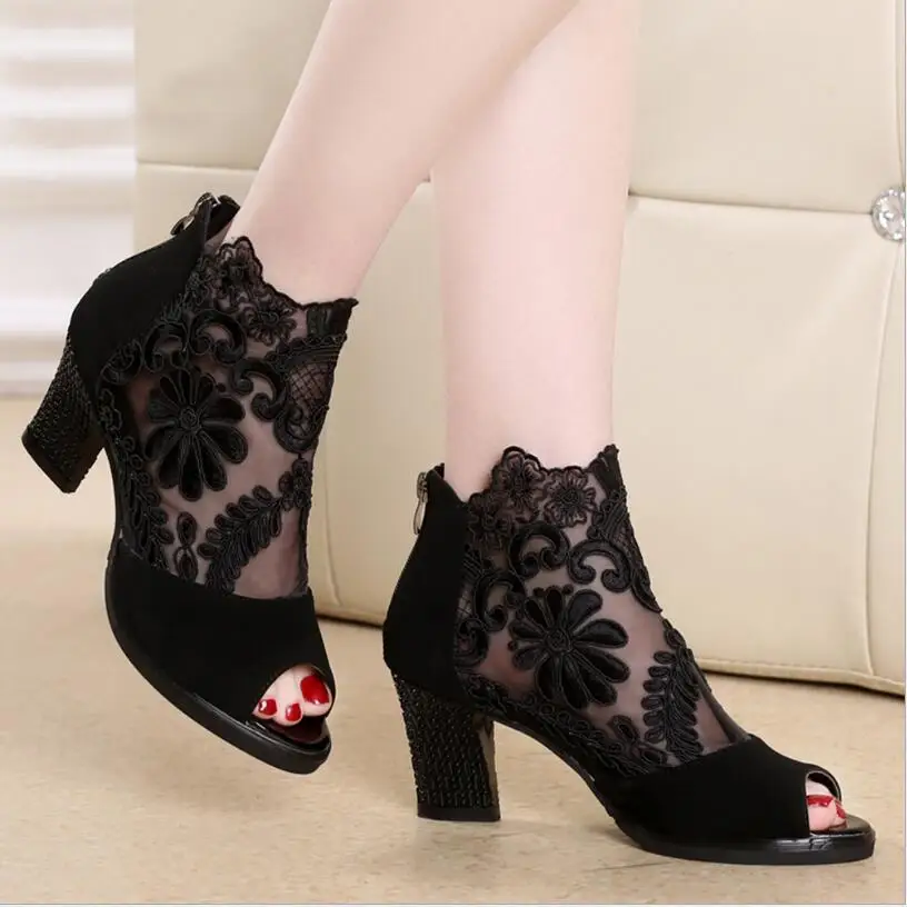 Spring Summer New Women\'s High Heels Shoes Platform Ladies Thick Heel Sexy Black Lace Peep Toe Sandals Fashion Women Dress Shoes