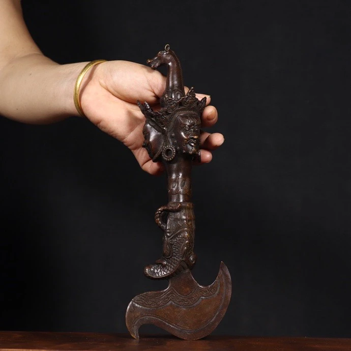 Tantra tibétain népalais, grande tête de cheval en cuivre pur sculpté à la main, pilon Vajra Puba démon conque, pilon Dharma protecteur