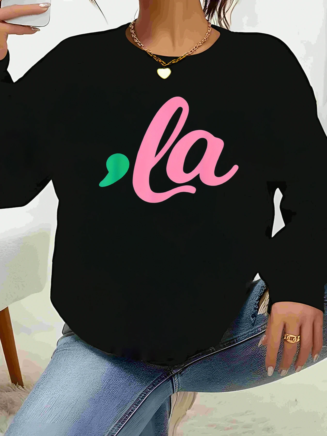 

Comma La Print Long Sleeve Sweatshirt Casual Everyday Wear Women's Fashion