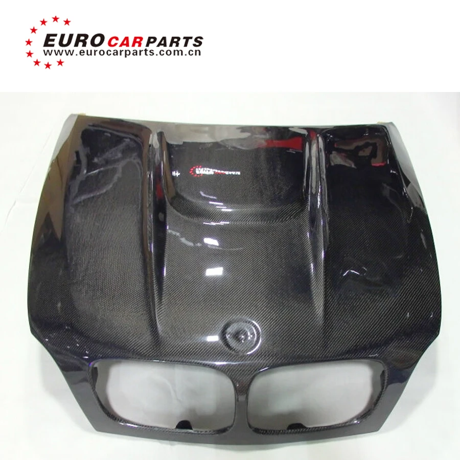 

BM X6 E71 carbon finber hood scoop for X6 E71 to HM style carbon finber bonnet