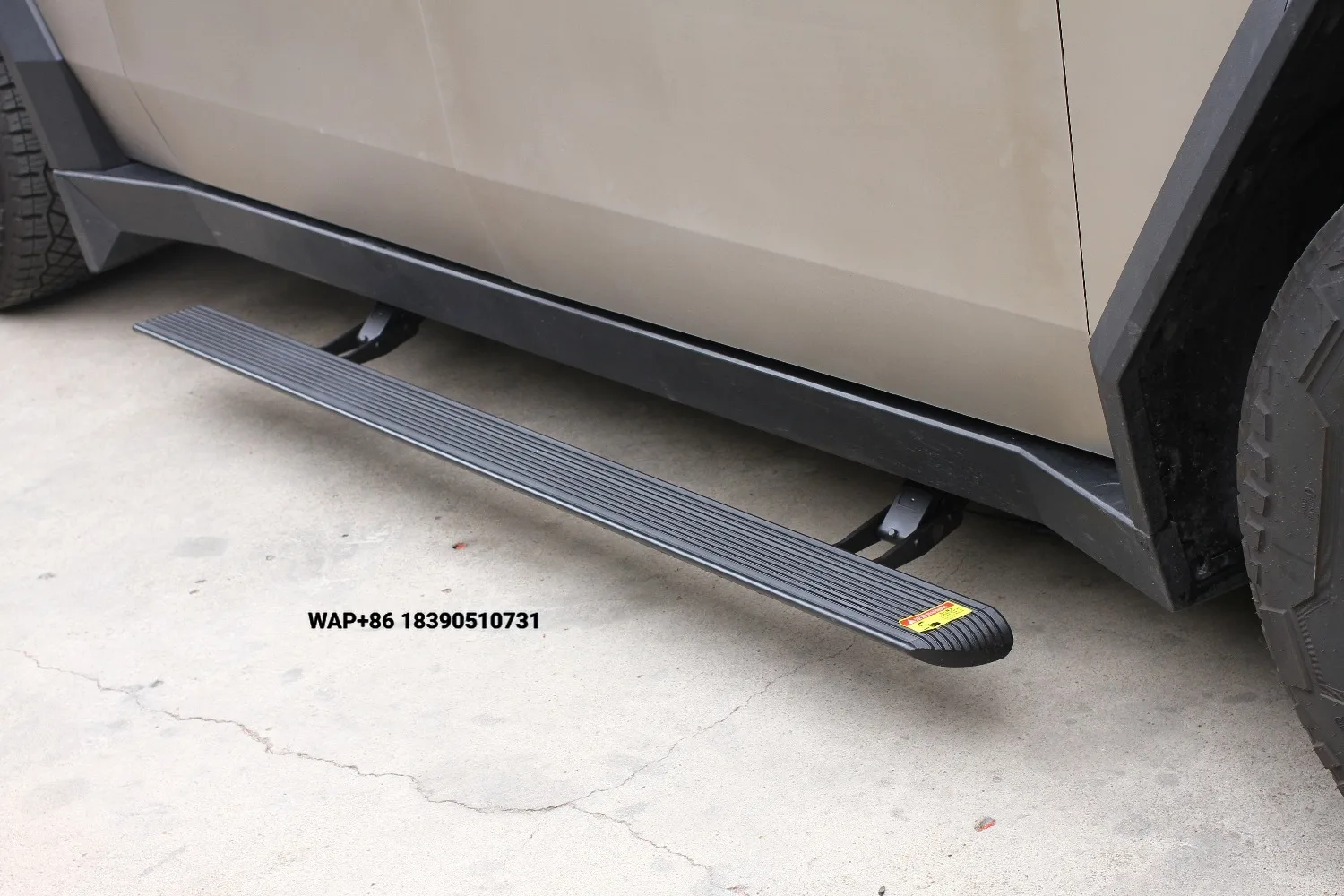 

Car Side LED Running Board Foot Step Nerf Bars Electrical Power Side Steps With Single Color LED Strip for Cybertruck