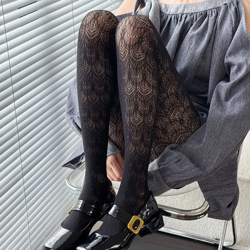 

1 Piece Women'S Sexy Black Silk Lace Cutout Mesh Stockings Breathable Pantyhose