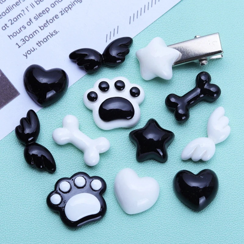 20 Pcs Cartoon Black And White Peach Hearts, Cat Claws Resin Scrapbook Diy Decorative Hair Clip, Pendant Jewelry Parts A67