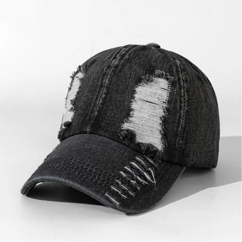 1pc of a Baseball Cap Featuring Large Holes on The Edges, Designed with Color Stitching And Suitable for Both Men And Women. It'