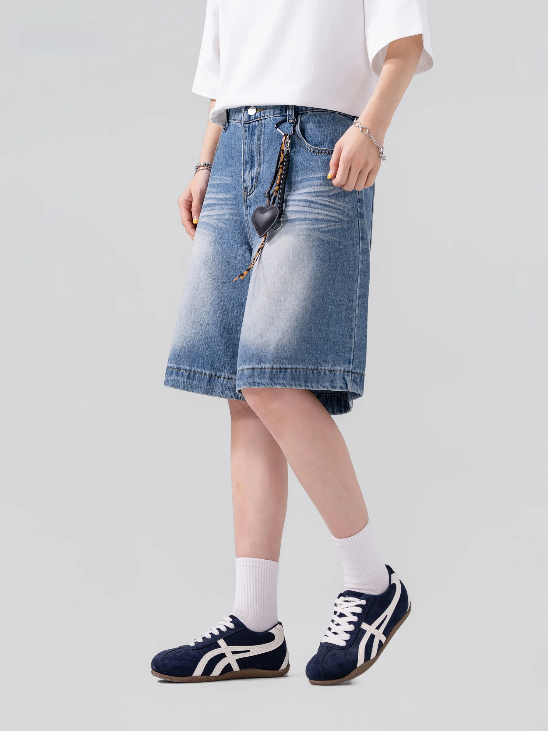 AOGZ American Retro Washed Blue Jeans Shorts Loose Five-Quarter Length Unisex Summer New Fashion Brand Casual Cotton Blend