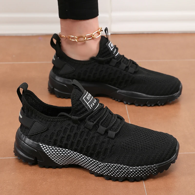 

Fashion Man Sneakers Hot Selling Men's Shoes Shock-absorbing Platform Lightweight Running Trend Black Versatile Sports Shoes