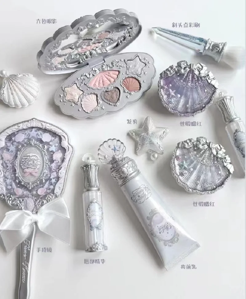 Flower Knows Shell Pearl Series Set per trucco Ombretto Cipria pressata Fard Lucidalabbra Base per trucco Specchio portatile 10 /11/13 pezzi