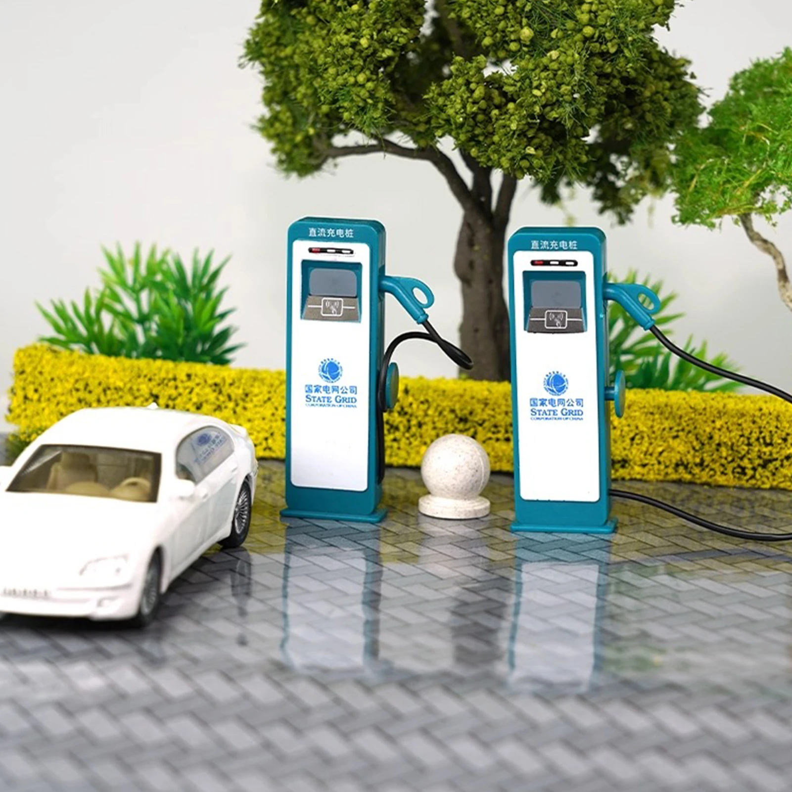 디오라마 미니 신에너지 충전 파일 모델 차고 미니어처 오래된 소품 모델 도시 거리 장면 액세서리 모델