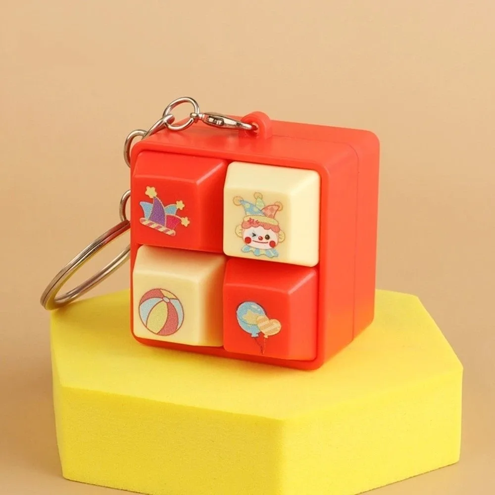 Squeeze 4 Button Keyboard Fidget Keychain Portable Sounding Clicker Pendant Cartoon Relaxing Stress Relief Keyring for Adults