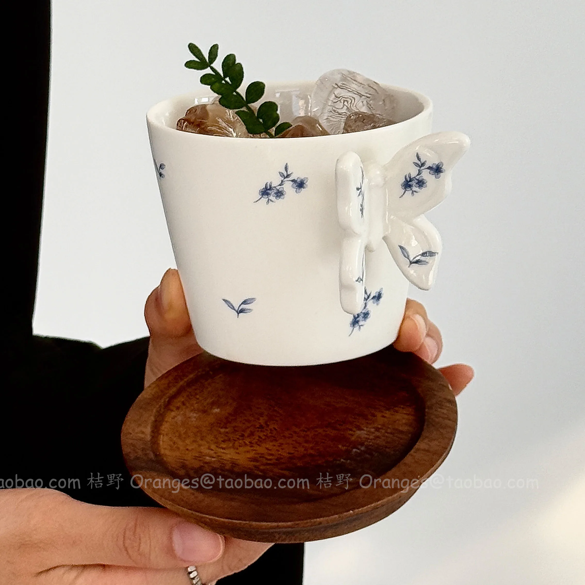 Handmade Three-dimensional Butterfly Small Floral Ceramic Hand-held Cup, Coffee Latte Latte Cup, Table Decoration Gift