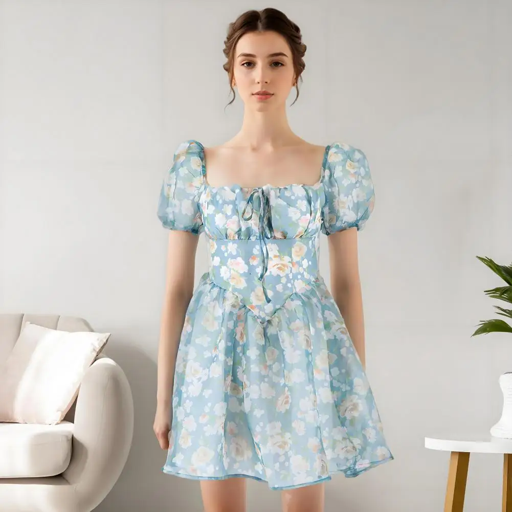 

Summer Women Dress Square Neck Bubble Sleeves Slim Waist Lace-up A-line Hem Back Zipper Closure Floral Print Pleated Mini Dress