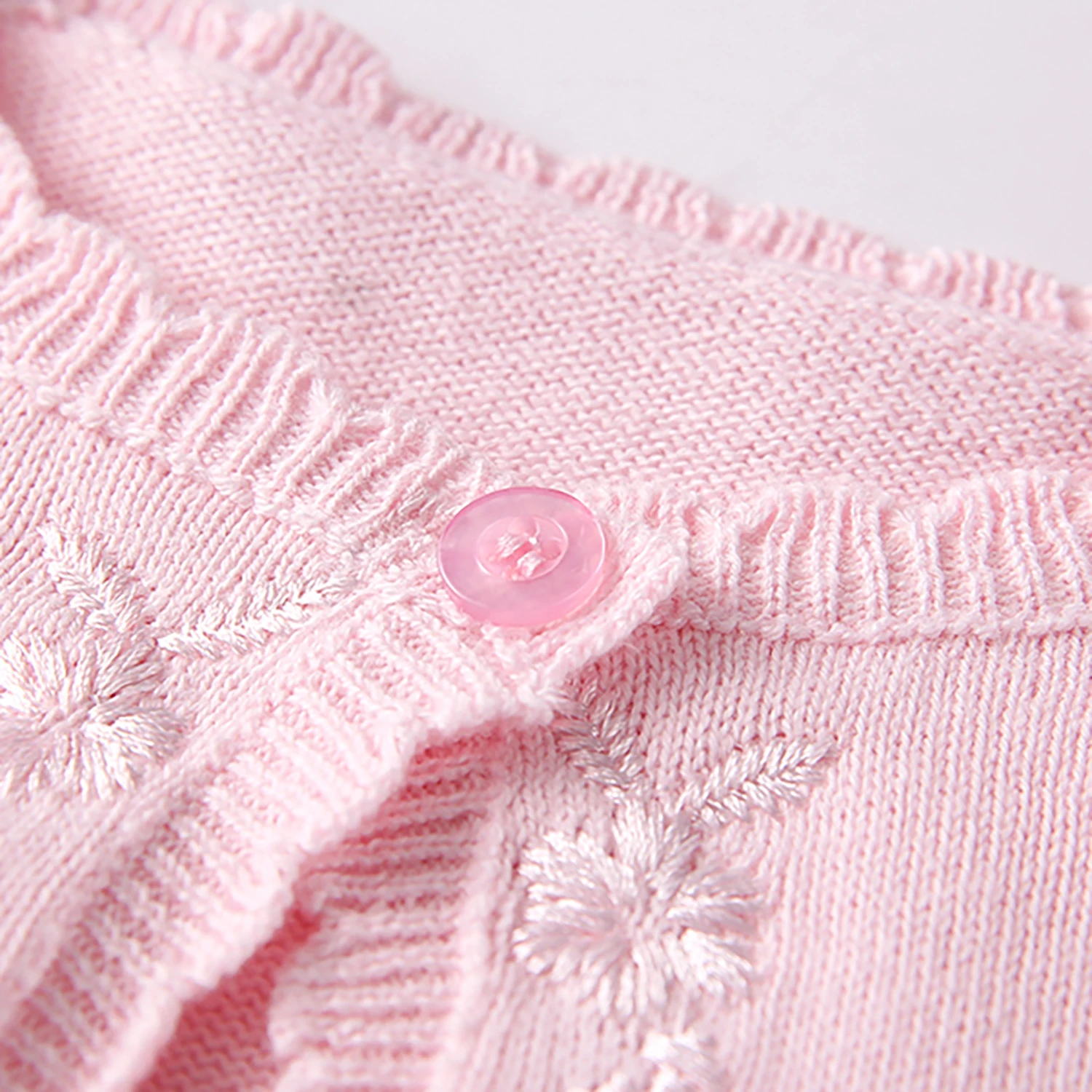 Spring and autumn newborn baby baby girl shawl cotton sweater knit sweater embroidered thin knitted jacket