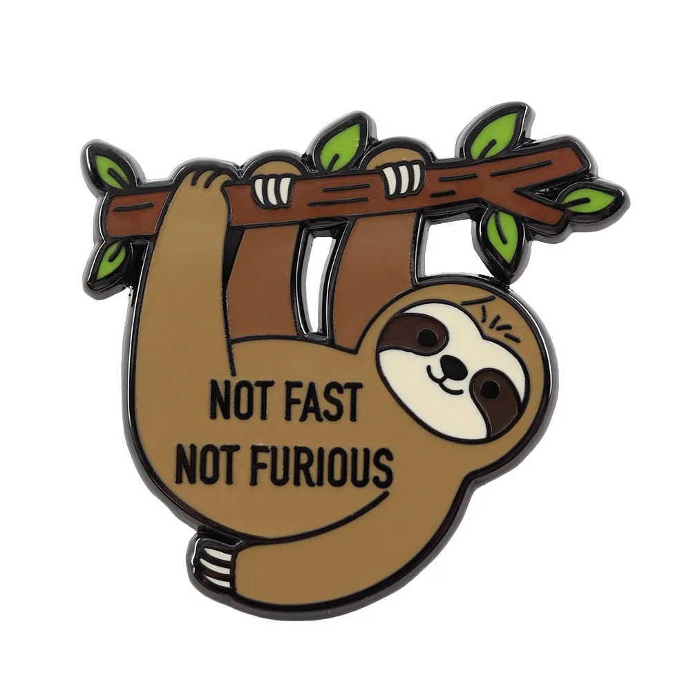 Not Fast Not Furious Faultier Emaille-Pin, Niedliche Cartoon-Tier-Brosche, Lustiges Abzeichen-Accessoire für Kleidung, Humorvolles Geschenk für Freunde – Detail 5