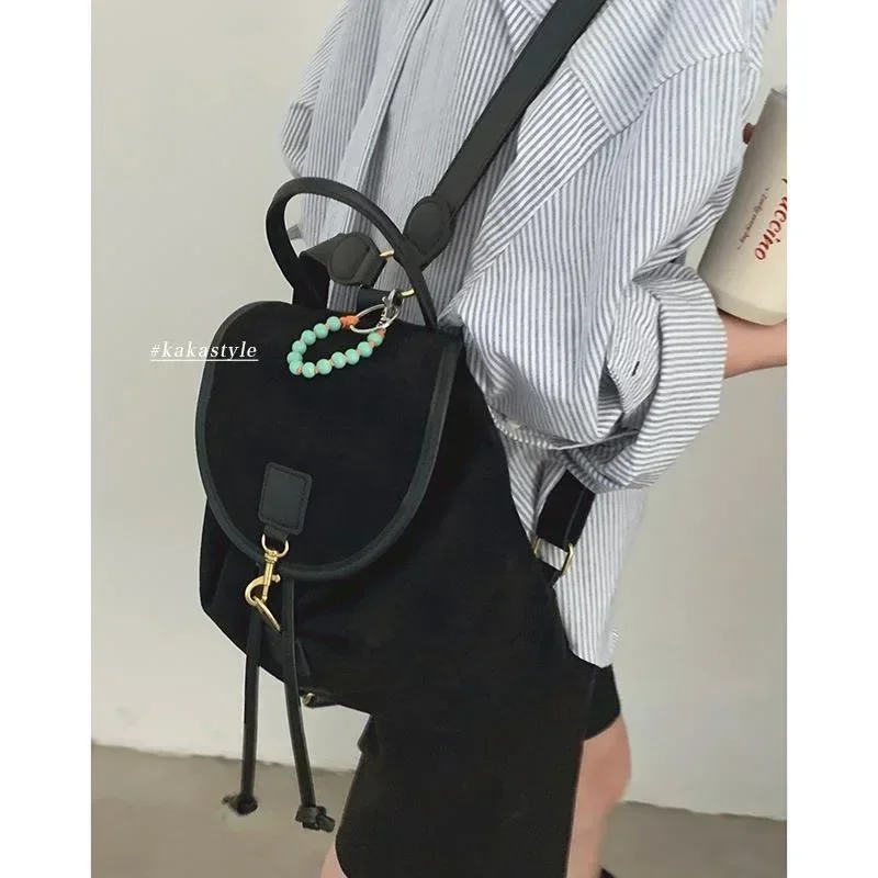 Mochila de veludo com bolsa de ombro versátil, bolsa texturizada na moda, nicho coreano, mesma seda genuína, elegante