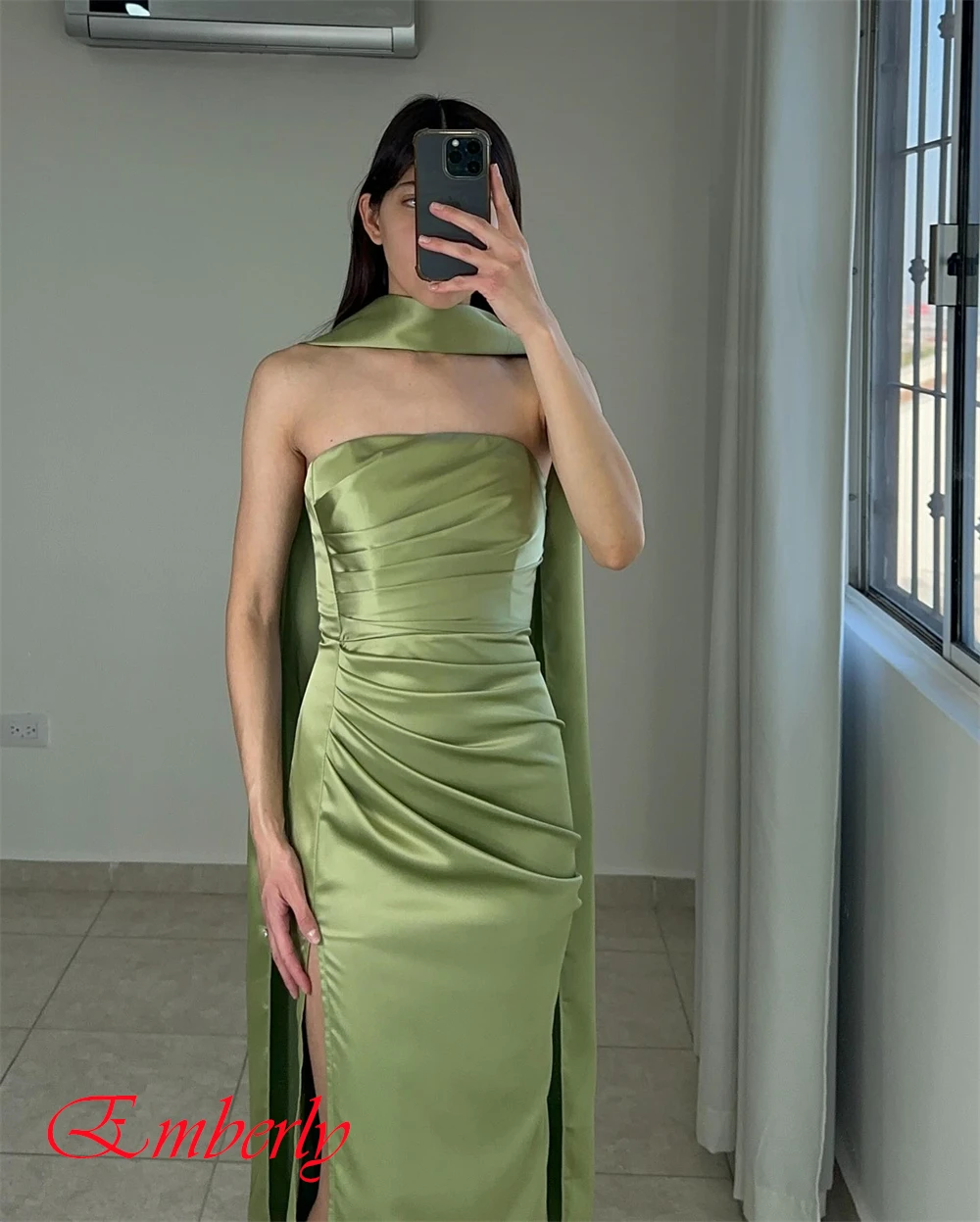 

Customized Formal Satin Strapless Evening Dress Classic Sleeveless Celebrity Dress High Quality Side Slit Special Occasion Gowns
