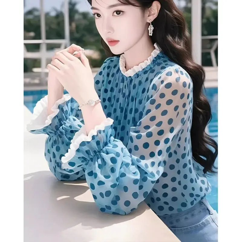 2025 Spring New Small Shirt Looks Good, Unique and Beautiful Design Sense, Small Fresh Pink Floral Bubble Sleeve Shirt