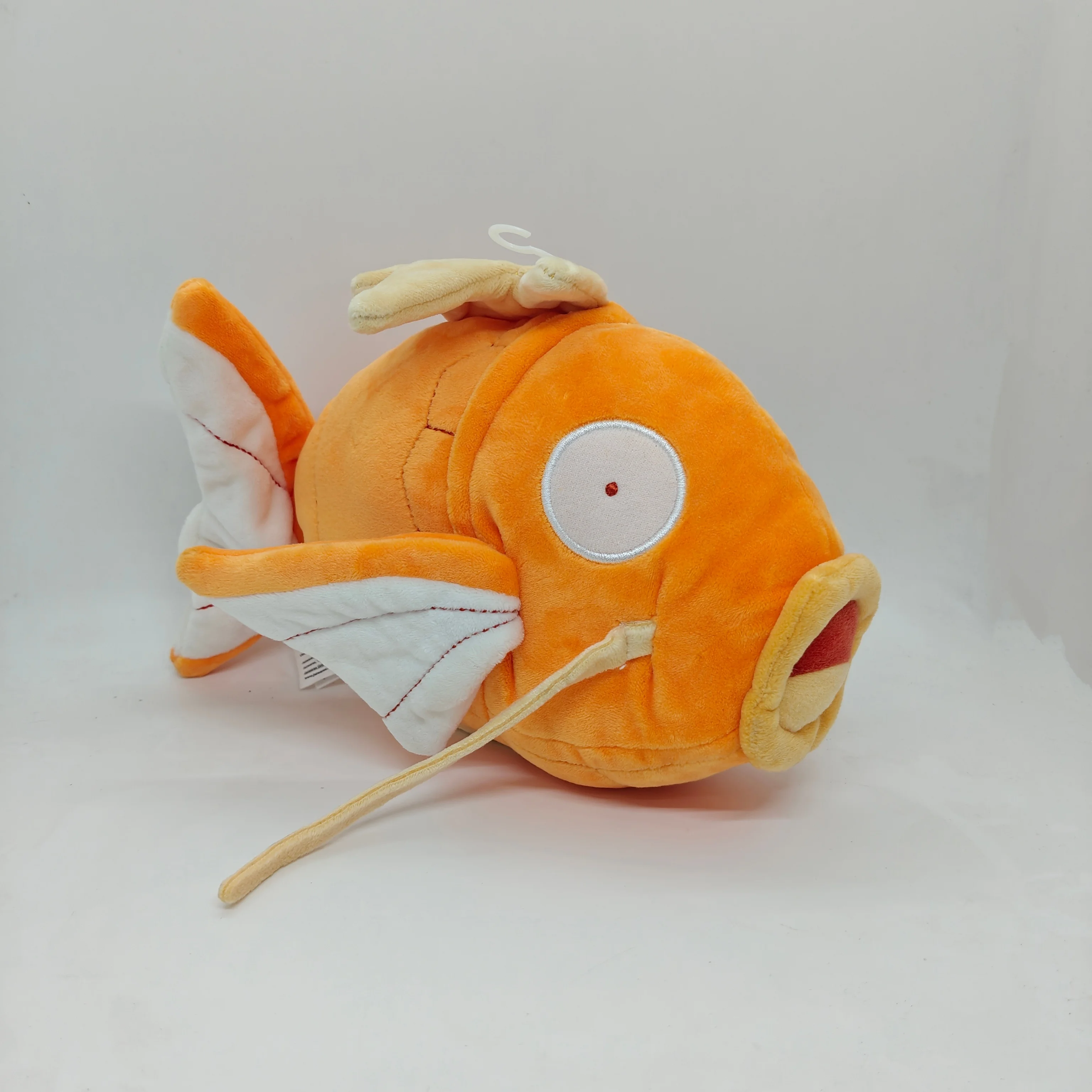 ポケモン ソード＆シールド シャイニー マギカルプ ぬいぐるみ - アニメ風の金色の鯉のぬいぐるみ、お子様の仲間になろう