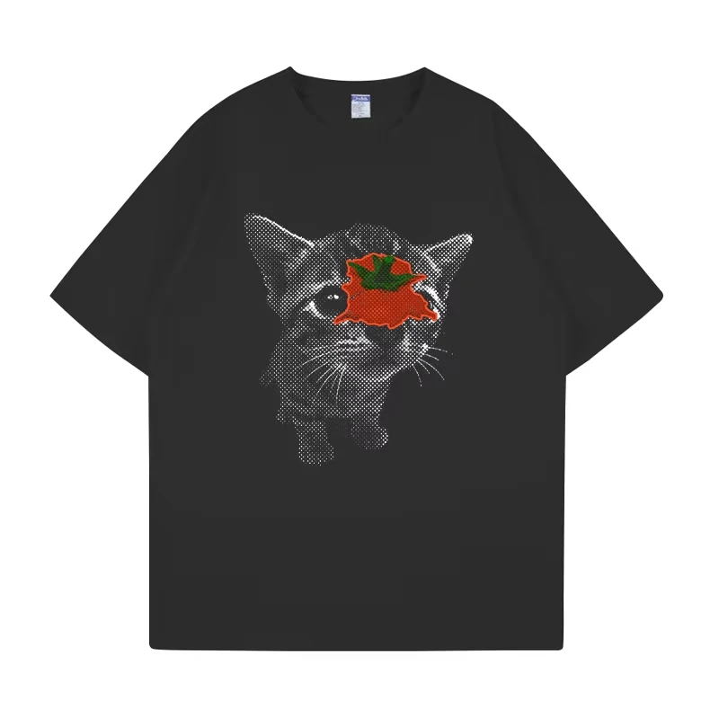 Funny Cat Meme T-shirt Tomato Throwing Kitten Printed Couple's T-shirt Women's Comfortable Plus Size T-shirt