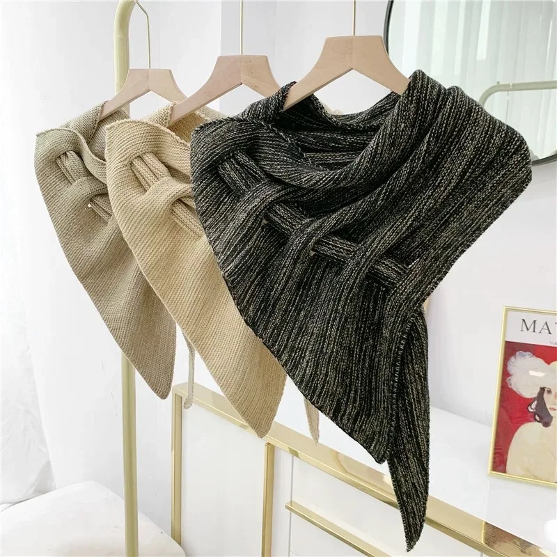 

Shawl Temperament Scarf Autumn and Winter Wrap Knitted Scarfs Shawl Scarf Fashion Cross Outer Scarf Triangle Wrap Perforation