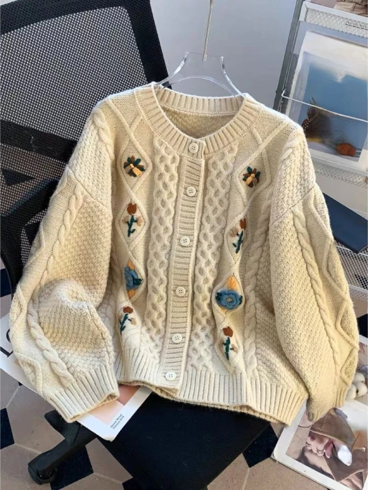 Fashion Vintage Sweaters All Match Design Long Sleeve Flower Embroidery Single Breasted Cardigan Casual Loose Women\'s Clothing
