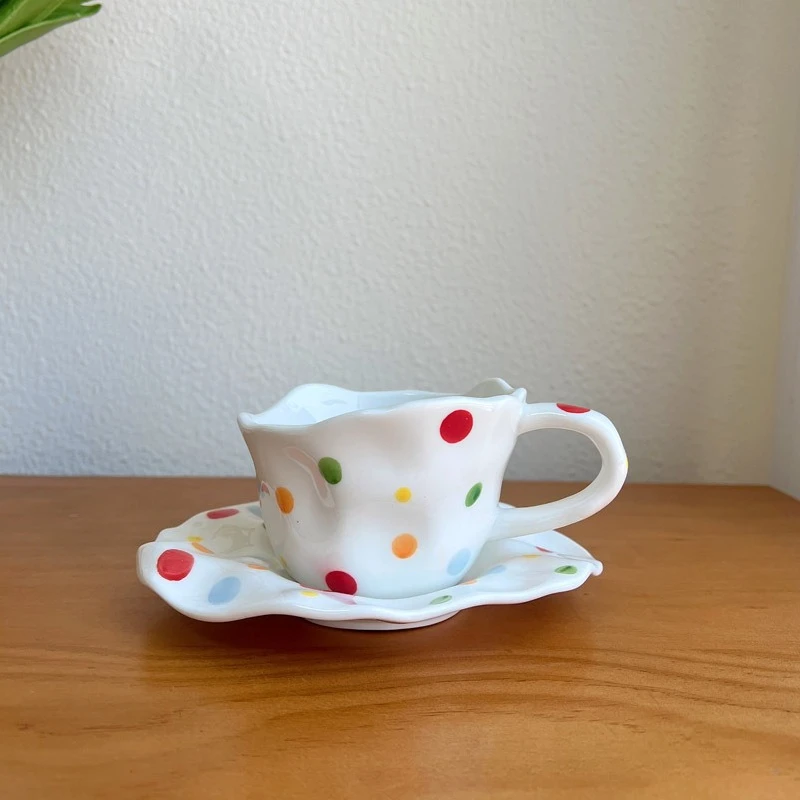 

Ceramic Tea Cup and Saucer Set Cute Fruit Pattern Coffee Cup with Wavy Edge Plate Aesthetic Gift Tableware for Home or Café