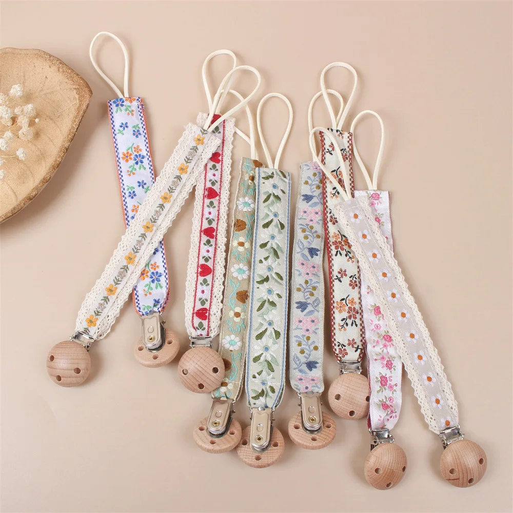 Baby Pacifier Chain Lace Embroidery Beechwood Pacifier Clip Lanyard Teething Chain Nursing Toy Shower Gift Baby Products