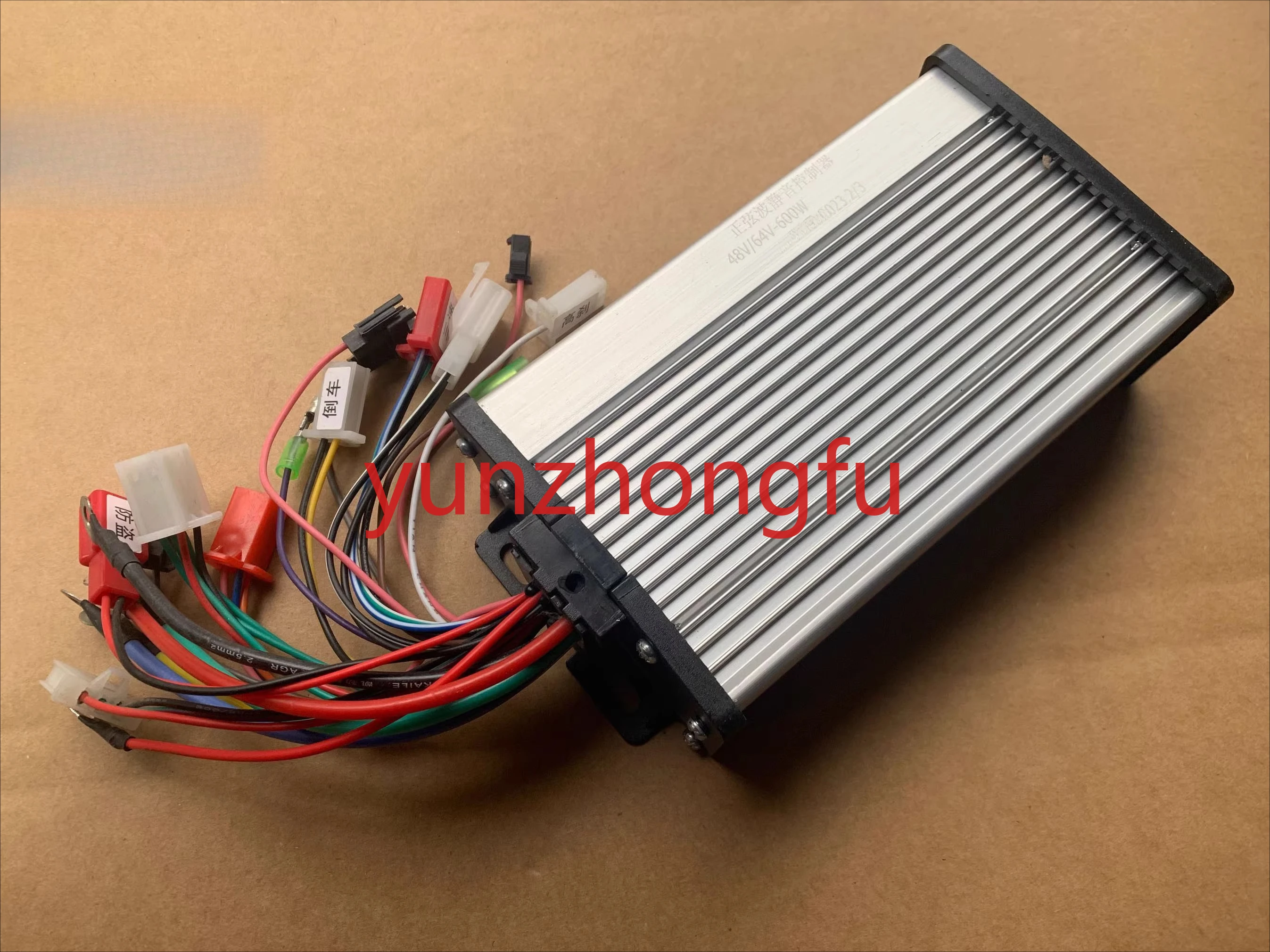 

Модифицированный четырехколесный стальной мотоцикл, электрический пляжный автомобиль, картинг, контроллер двигателя заднего моста, устройство 48/60 В