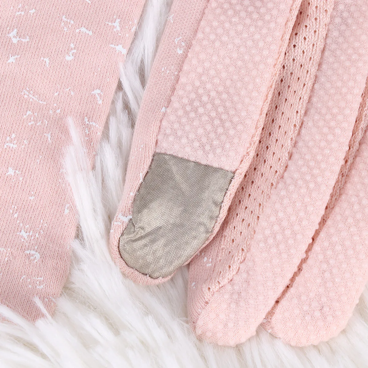 

1Pair Uv Protection Gloves Summer Wear Telefingers Gloves Elastic Hand Covers for Women Ladies Light Pink Fashionable and