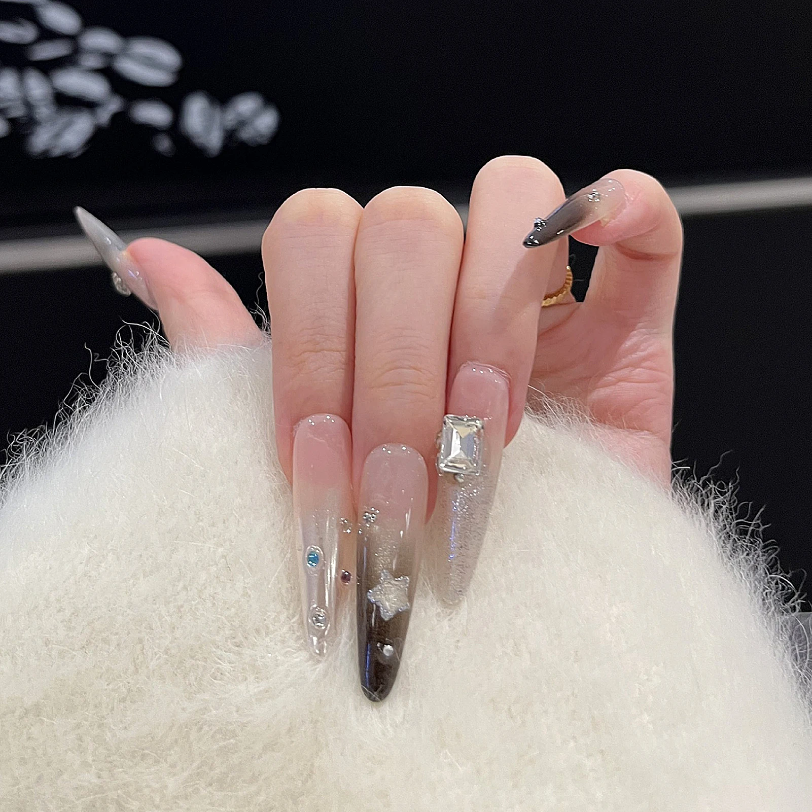 10 Stück handgefertigte Katzenaugen-Kunstnägel mit Stern-Designs zum Aufdrücken der Nägel, matte Glitzernägel für das tägliche Tragen auf Partys