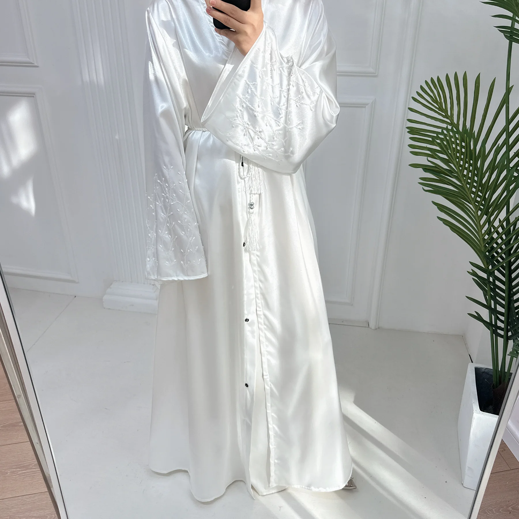 Ramadan White Open Abaya for Muslim Women, Beads Sleeves Snap Buttons Tassel Belt, Party Islamic Hijabi Robe, Bride, Wedding