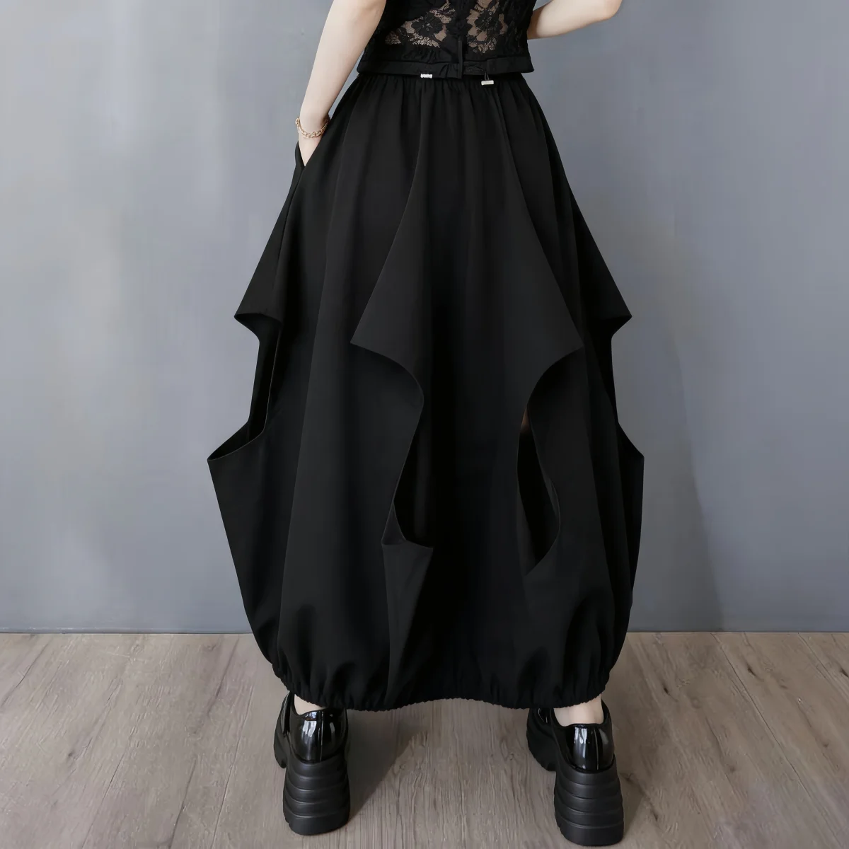 Dark Series Irregular Hollow out Design Flower Bud Skirt Fashionable Versatile Small Lantern Skirt Mountain Wind Style