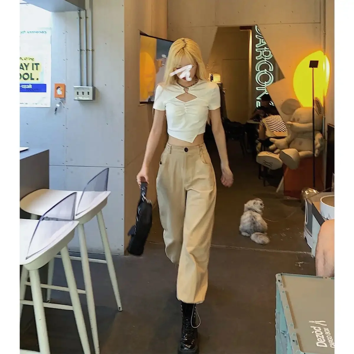 تي شيرت نسائي قصير الأكمام مطبوع من القطن بقصة ضيقة للحفلات أنيق بنمط الأزهار ملابس صيفية عصرية للسيدات