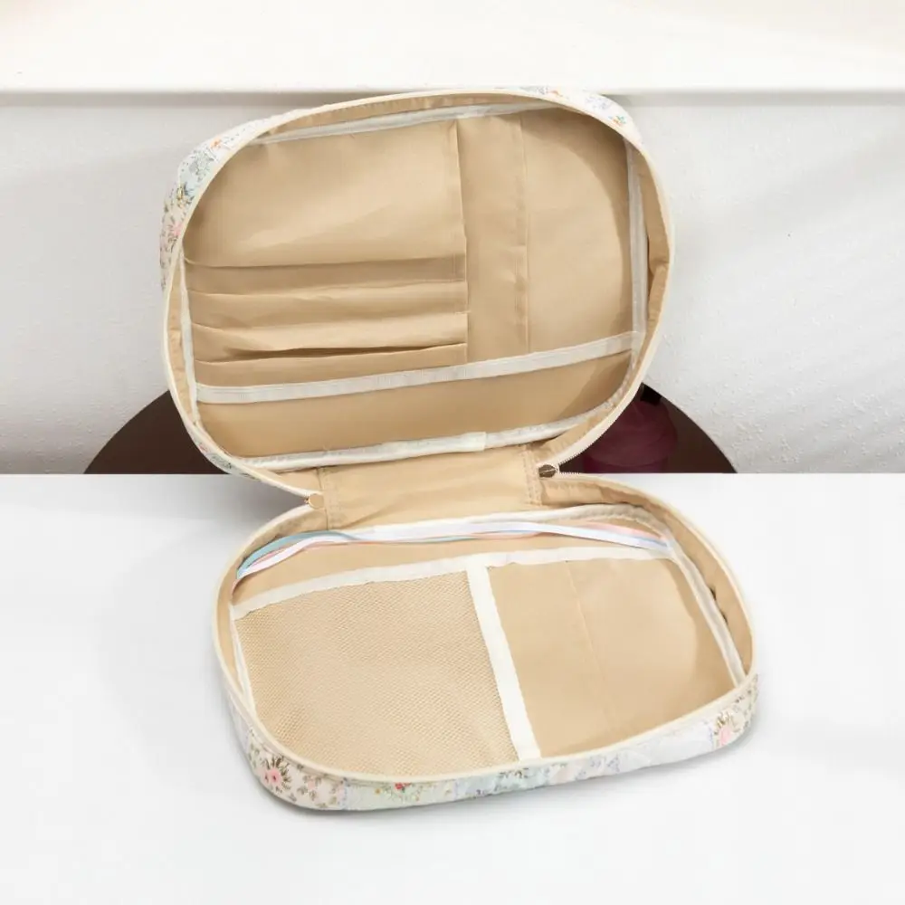 Cute Quilted Book Sleeve With Zipper Dustproof Book Carrying Case Embroidered Book Storage Bag Gift