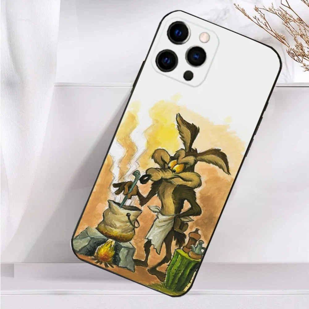 Road Runner W-Willy C-Coyote Phone Case For iPhone 16,15,14,13,12,11 Plus,Pro Max,XS,X,XR,SE,Mini,8,7 Soft Silicone Black Cover