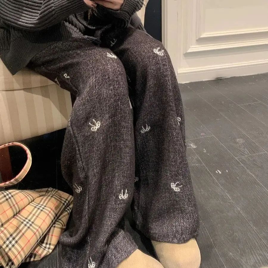 2024 Autumn and Winter velvet thickened bow embroidered casual pants small fragrant style elastic waist wide leg trousers for wo