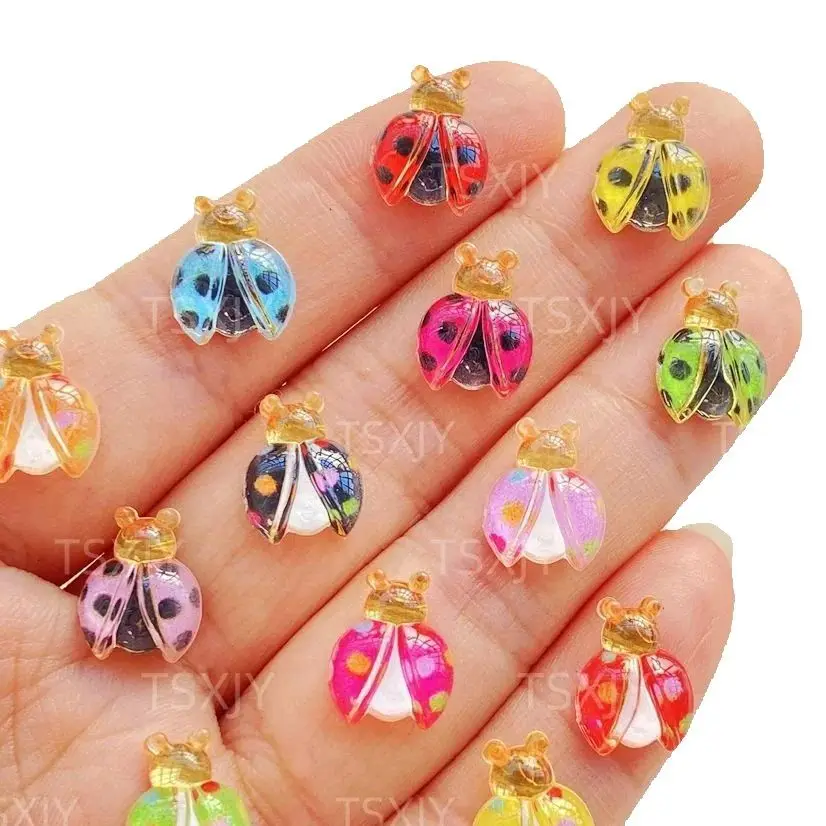 50 Stück niedliche Cartoon-Mini-Insekten, bunte Käfer, Nagelkunst-Harz-Designer-Anhänger, DIY-Bastelbedarf für 3D-Nageldekorationen, Schmuck