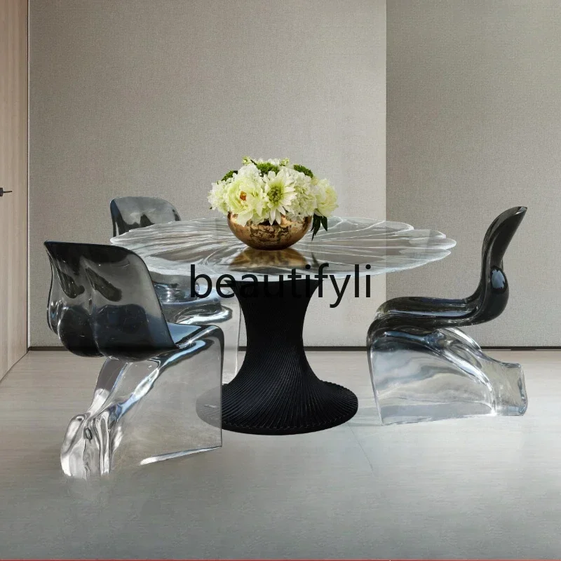 

02 Transparent Resin Crystal Dining Chair Human Butt Back Chair Light Luxury Art Designer Pantone Chair