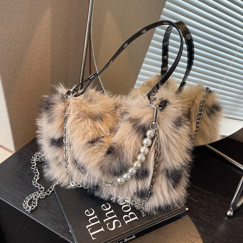 Vintage Faux Fur Women Shoulder Crossbody Bags 2022 Luxury Brand Designer Pillow Handbag Purse Messenger Bags