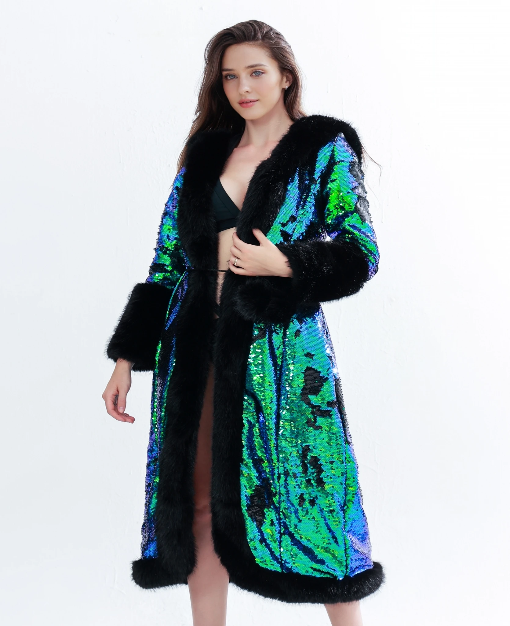FHILLINUO Cappotto in pelliccia sintetica Giacca da donna invernale Unico caldo e spesso in pelle di volpe con paillettes Plus Size Cappotto freddo in pelliccia particolarmente finta