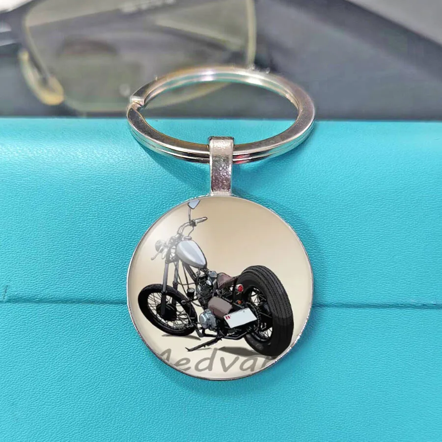 Classic Retro Bike Knight Pattern Convex Glass Key Ring Stylish Key Holder Accessory For Motorbike Lovers