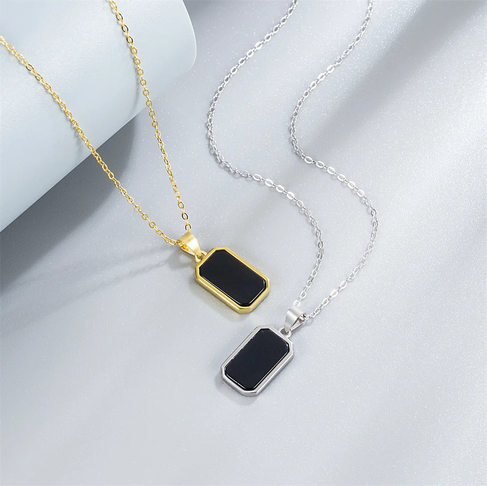 

S925 Sterling Silver Korean Niche Necklace, Black Agate Square Pendant, High-End Women's Collarbone Chain