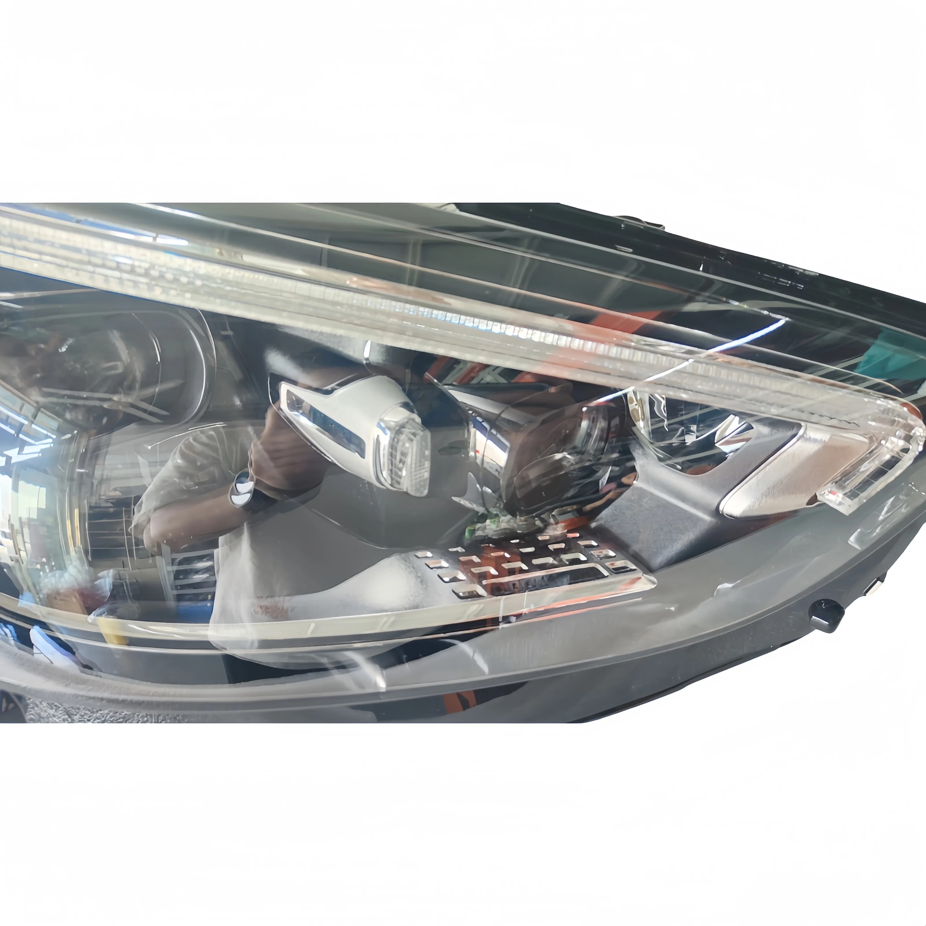 2022-2024  W206 C-Class C180 C250 C300 Factory Original 12V LED Headlights High Quality New Condition Automotive