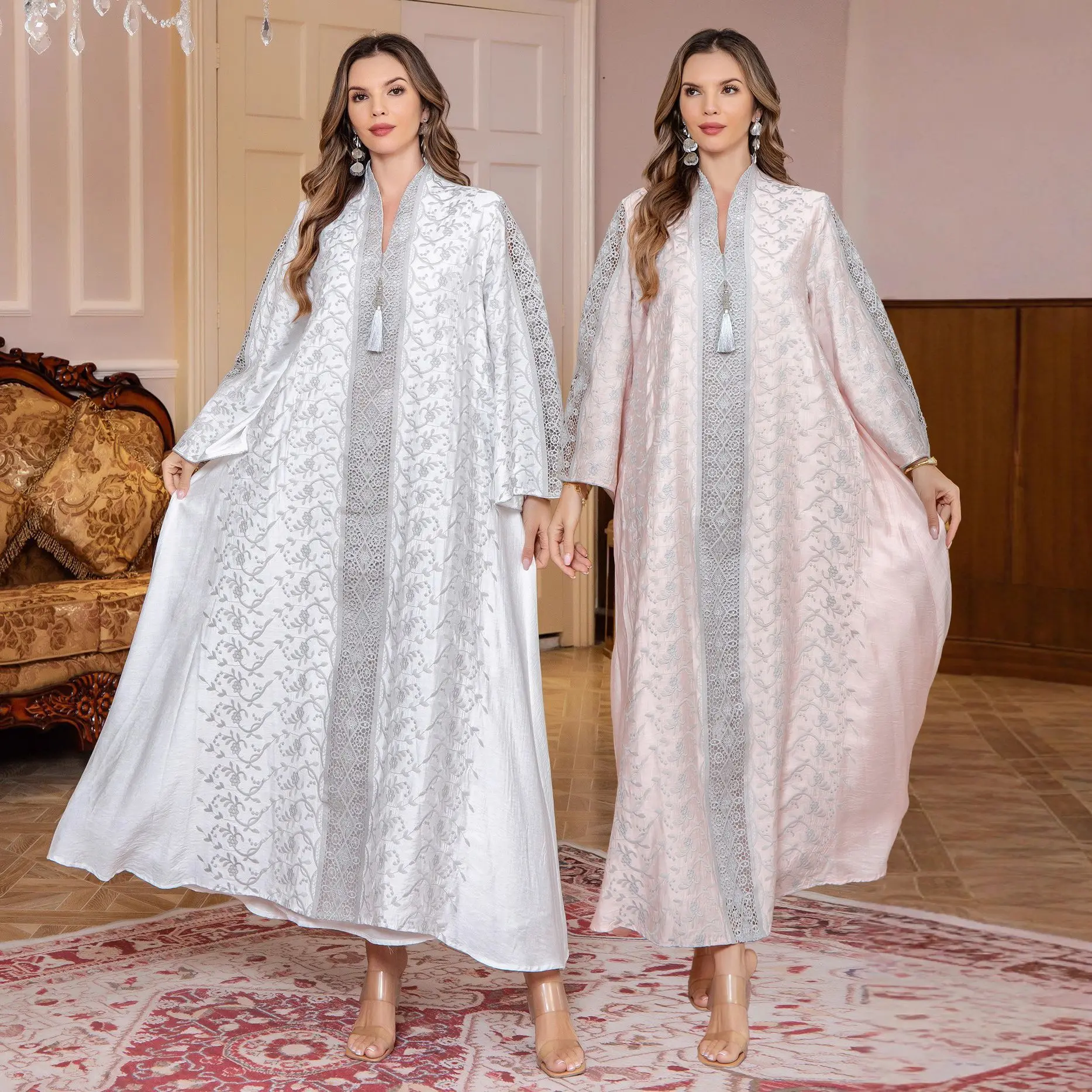 

Elegant Muslim Embroidered Abaya Dubai Long Dress Middle East Women's Kaftan Robe Arabian Islamic Clothing Luxury Party Gown Eid