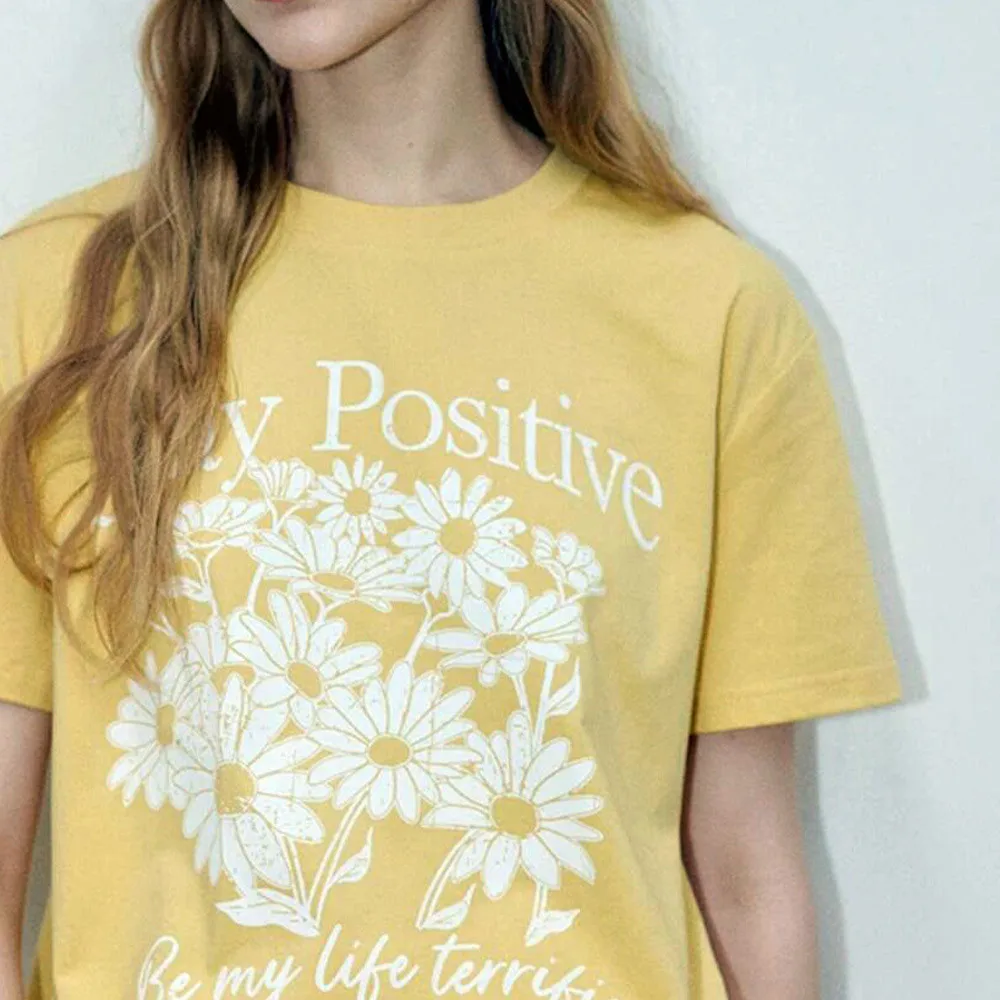 Stay Positive Flower Printing Women Yellow T Shirts Summer Loose Short Sleeve Cotton Tops Vintage Style Crewneck Casual Tees